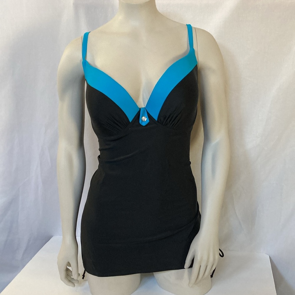 Black and Blue Swimsuit Dress Tankini Top Molded Bra Cups Size X-Large NWOT